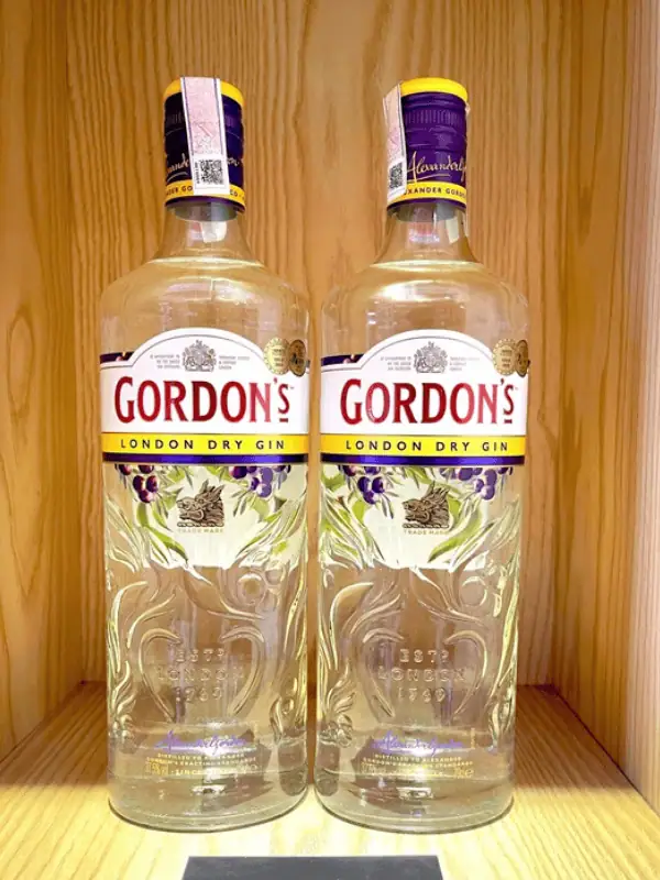 Rượu Gordon Dry Gin