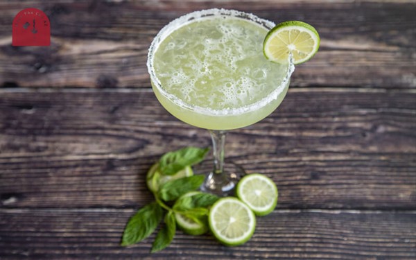 Margarita cổ điển loại cocktail kinh điển trong mọi quầy bar trên thế giới