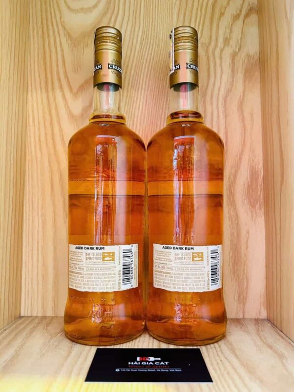 Rượu Cruzan Aged Dark Rum