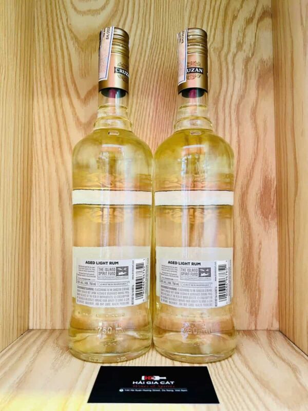Rượu Cruzan Aged Light Rum