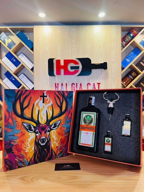 Set hộp quà rượu Jagermeister 03