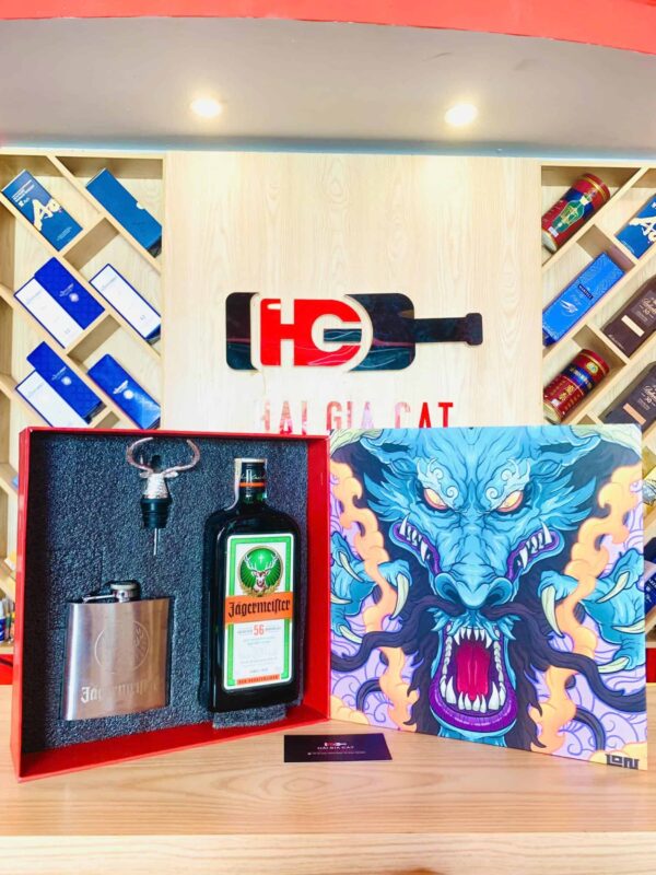 Set hộp quà rượu Jagermeister 04